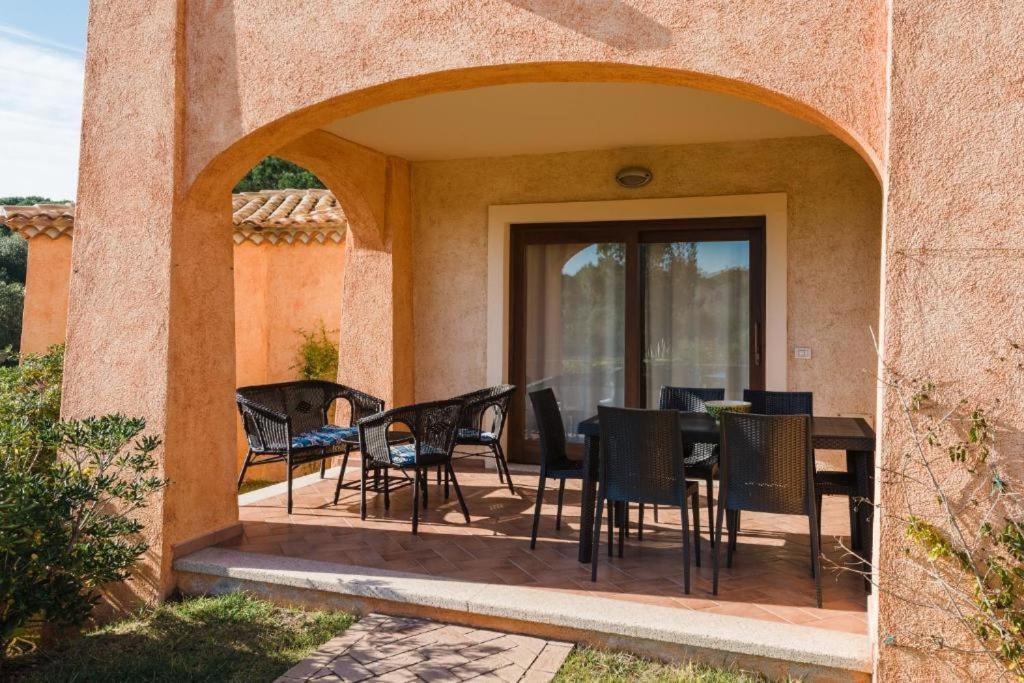 Villa Le Perle Di Golfo Aranci Exterior foto