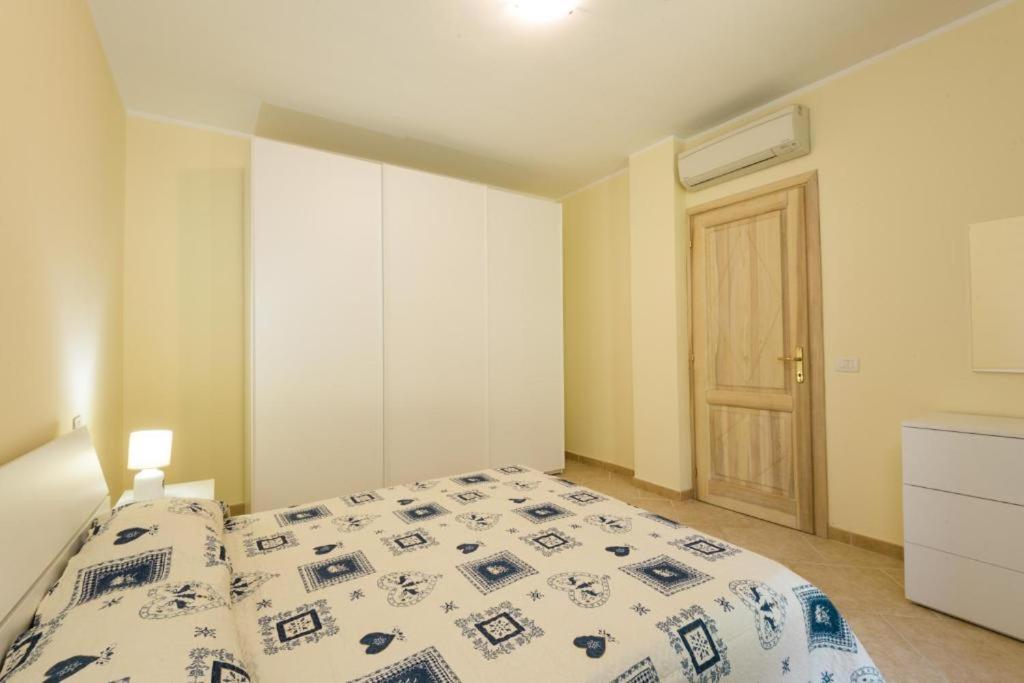 Villa Le Perle Di Golfo Aranci Exterior foto